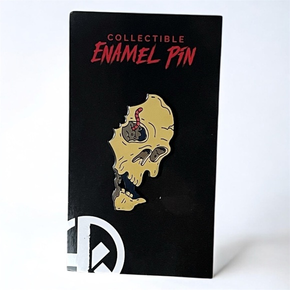 Other - Hunt A Killer Skull Worm Collectible Enamel Pin